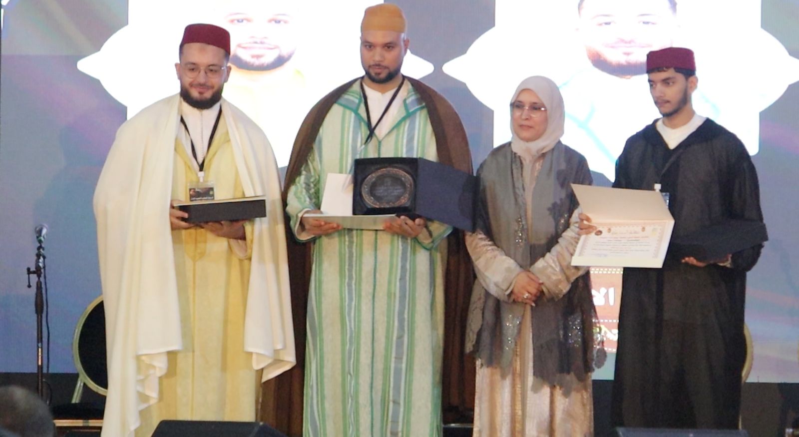 تتويج الفائزين في المسابقة الوطنية لتجويد القرآن الكريم بالطبوع المغربية ببرشيد