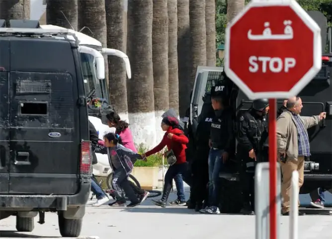 إيطاليا تبرئ مغربيا من تهمة الهجوم على متحف “باردو” بتونس