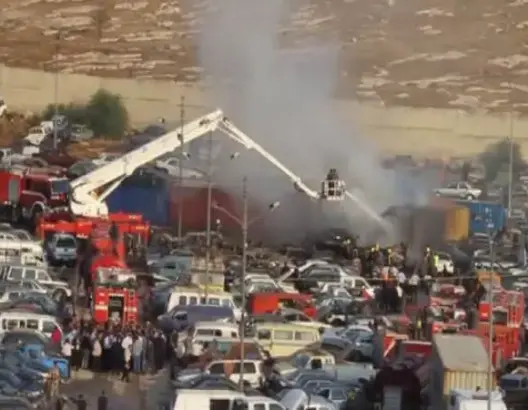 مقتل 8 أشخاص فى حريق بشاحنتين محملتين بألعاب نارية بالأردن