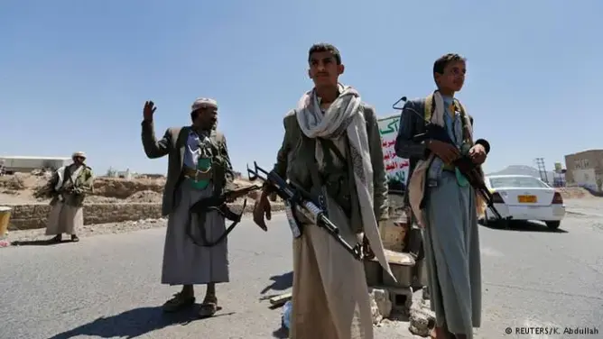 الحوثيون يزعمون قتل جنود سعوديين في قصف لمواقع سعودية