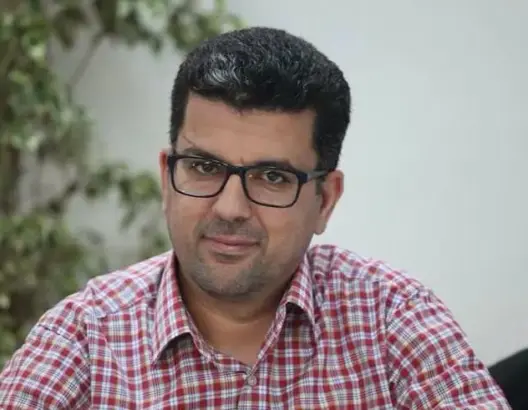 خيي : أمانديس تقف عارية أمام حركة احتجاج ناضجة