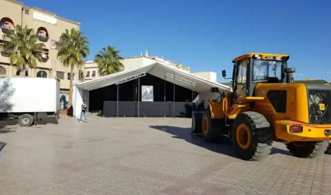 بلدية خريبكة تستعين بجرافة لمنع مهرجان لـ”الراب”