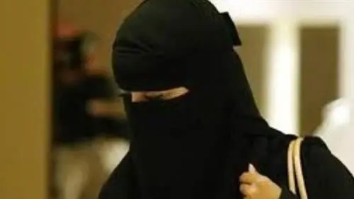 سويسرا تفرض غرامة على ارتداء النقاب في الفضاءات العامة