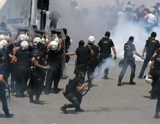 مقتل 12 شخصا في اشتباكات  جنوب شرق تركيا
