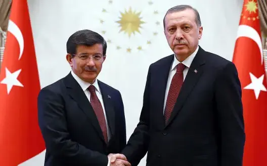 أردوغان يكلف وغلو بتشكيل الحكومة التركية الجديدة