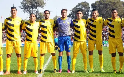 المغرب الفاسي يحقق فوزه الأول على حساب الريف الحسيمي