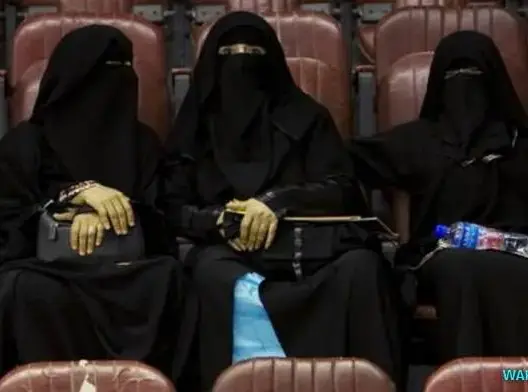 لوكسمبورغ تقر بحق المسلمات في ارتداء النقاب