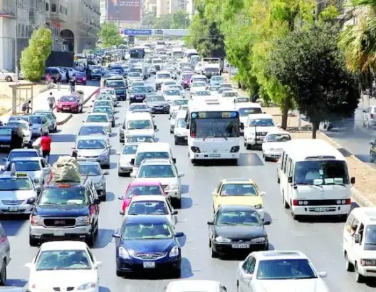علماء يابانيون يحددون فوائد استعمال المواصلات العامة