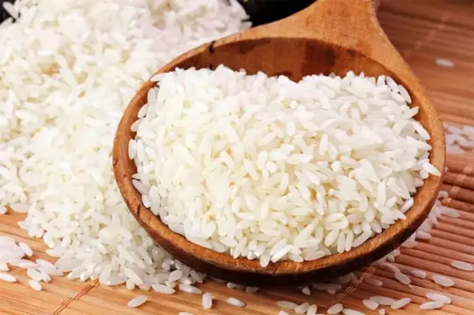 خطير.. %60 من الأرز الوطني يحتوي على مواد كيماوية سامة ومحظورة