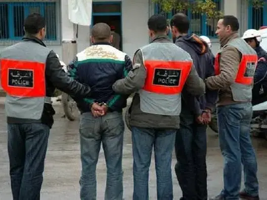 إيقاف شخص بطنجة متهم بتنفيذ أزيد من 20 سرقة تحت التهديد