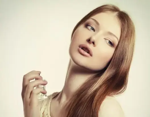 عطرك… مفتاح عبورك إلى القلوب
