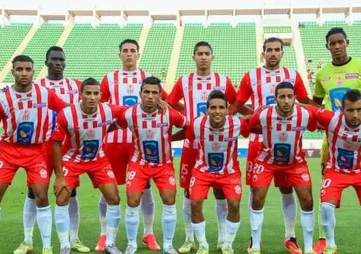الحسنية تطيح بالمولودية في وجدة والأصفار بين الوداد وفاس