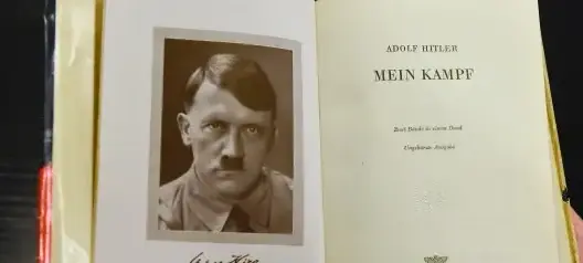 ألمانيا تطبع كتاب “كفاحي” لهتلر بعد 30 سنة من الحظر