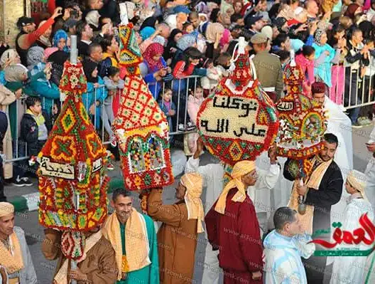 موكب الشموع بمدينة سلا بمناسبة ذكرى المولد النبوي (صور)