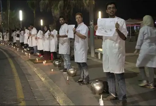 الأطباء الداخليون يوقفون إضرابهم “تغليبا لمصلحة المرضى”