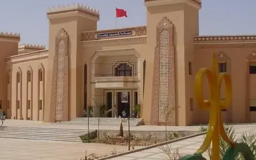 قبيلة بزاكورة تتهم عامل الإقليم بخرق القانون وخلق الفتن