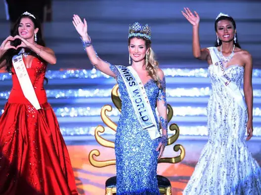 الإسبانية “ميريا لالاجونا” ملكة جمال العالم لـ 2015‎