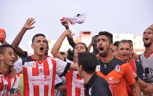 الفتح الرباطي يرتقي إلى صدارة الترتيب بعد الفوز على الحسنية