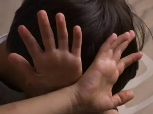 مواطنون بشيشاوة يقبضون على بدوفيل متلبسا ويسلمونه للدرك