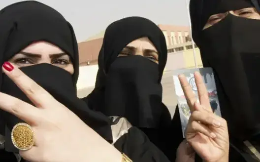 انطلاق الانتخابات السعودية بمشاركة النساء لأول مرة‎
