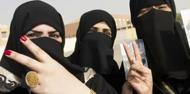 انطلاق الانتخابات السعودية بمشاركة النساء لأول مرة