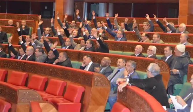 مُستشارو “البيجيدي” يستنكرون “ارتباك شروط العمل” بمجلس المستشارين