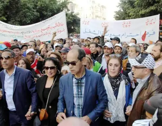 النقابات: الإضراب نجح 100 % بالمدن وشل قطاعات وزارية
