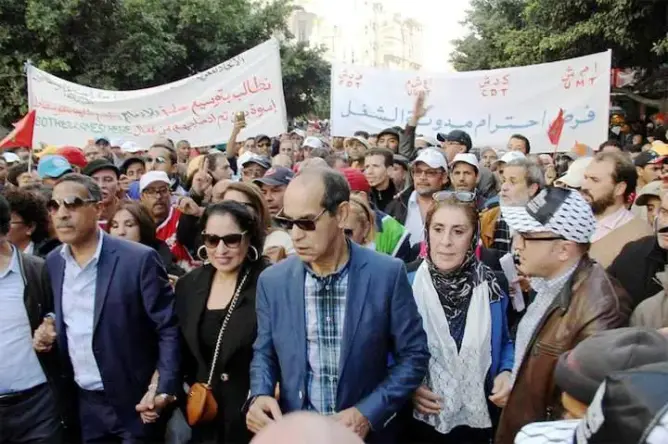 النقابات: الإضراب نجح 100 % بالمدن وشل قطاعات وزارية