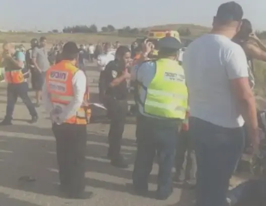 إصابة 4 جنود صهاينة في عملية دهس وفرار المنفذ