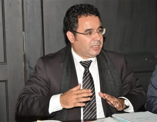 احتجاج على حضور العماري في مؤتمر الجماعات المحلية بإفريقيا
