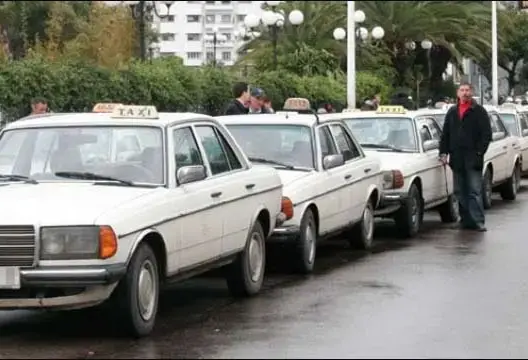 سائقو الأجرة بإنزكان يشتكون من “كورتيا” المحطة الطرقية