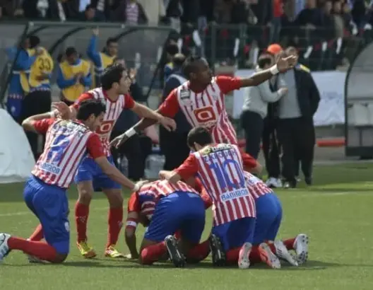 المغرب التطواني يحقق فوزه الرابع على التوالي على حساب القنيطرة