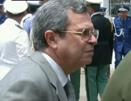 بعد إزاحته أهم مسؤول أمني بالجزائر يخرج عن صمته