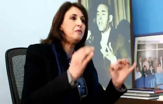 نبيلة منيب في عيون مرتادي الفضاء الأزرق