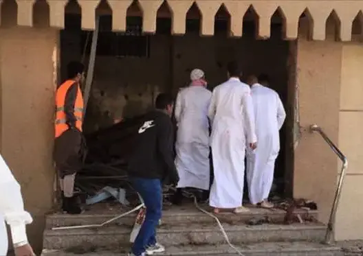 3 قتلى و18 جريحا في هجوم مسلح على مسجد بالسعودية