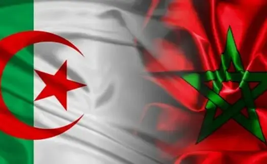 محللون يستبعدون تهمة الإرهاب عن مغاربة عالقين في الجزائر
