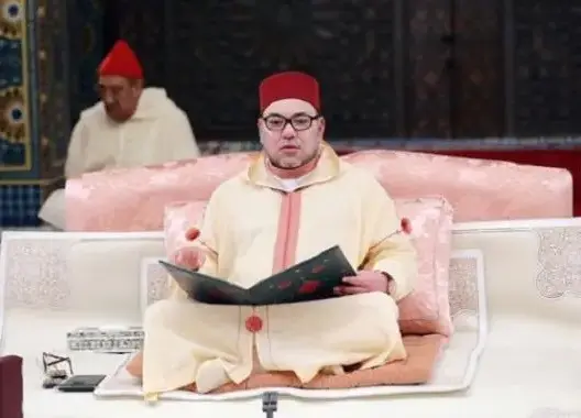 الملك يترأس حفلا دينيا بمناسبة ذكرى وفاة الحسن الثاني