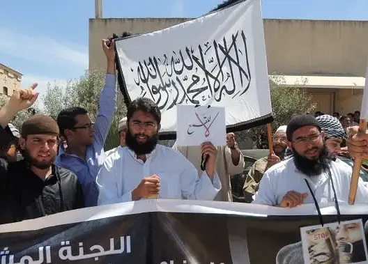 عرشان وضريف يتسابقان على استقطاب المعتقلين الإسلاميين “المعفو عنهم”