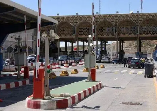 ضبط 3 فرنسيين بحوزتهم 49 كيلو من الشيرا بباب سبتة