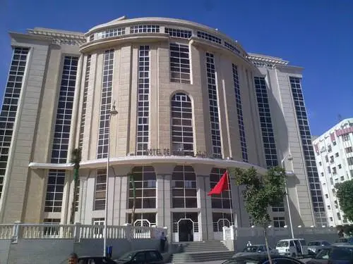 اتفاق بين جماعة طنجة و”اتصالات المغرب” بنصف تكاليف المجلس السابق