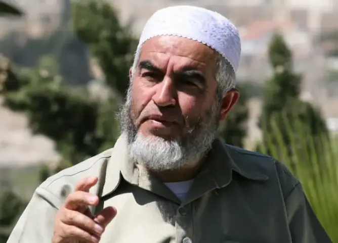 “إسرائيل” تمنع رائد صلاح ونائبه من مغادرة الأراضي المحتلة