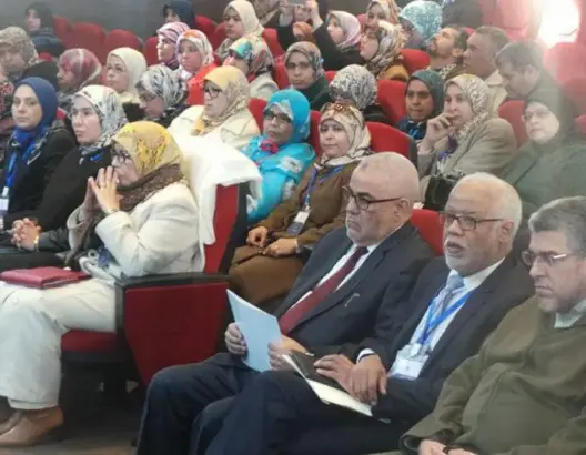 برلمان PJD يتجه لإدانة تعنيف الأساتذة وقياديتين يحملن الشارة تضامنا