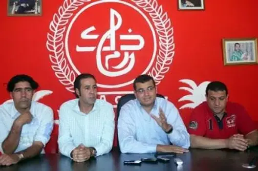 الكوكب المراكشي يفسخ عقده مع مدربه