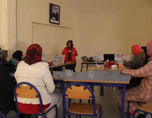 “أنفاس” يختتم أيامه حول المرأة بحملة طبية