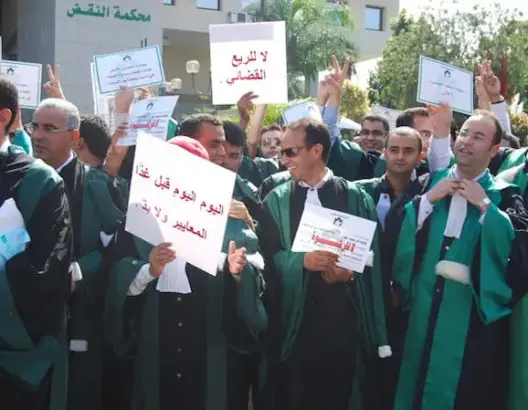المجلس الأعلى للقضاء يعاقب 24 قاضيا في 2015 ستة منهم بالعزل
