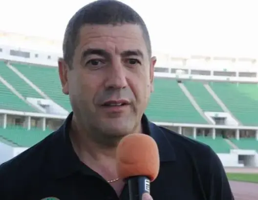 طبيب المنتخب: الزاكي وضع حدا للتدخين و”الشيشة” في معسكرات الأسود
