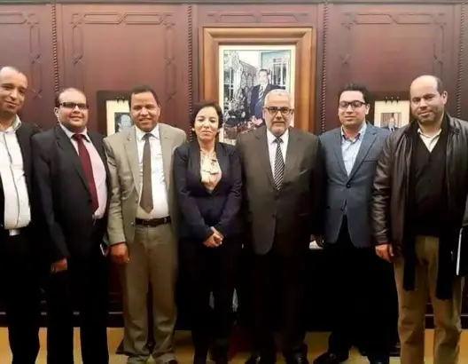 ابن كيران يجتمع بمسؤولي الشبيبات الحزبية ويدعوهم للتواصل مع الأحزاب