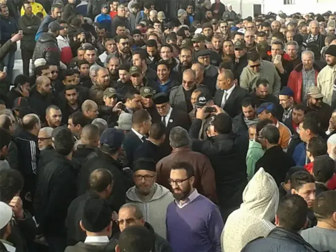 المئات يشيعون مستشار “البيجيدي” بتطوان بحضور ابن كيران (صور)