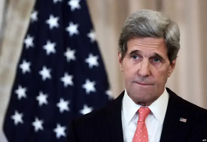 كيري يبدأ زيارة  للأردن لبحث القضية الفلسطينية والتعاون الثنائي