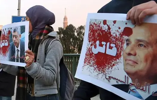 مغاربة يرفضون زيارة السيسي ويطلقون عريضة “رفض استقبال المجرم”